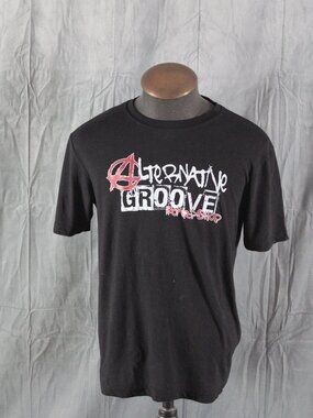 Skateboard Shop Shirt - Alternative Groove Nanaimo - Men's Medium